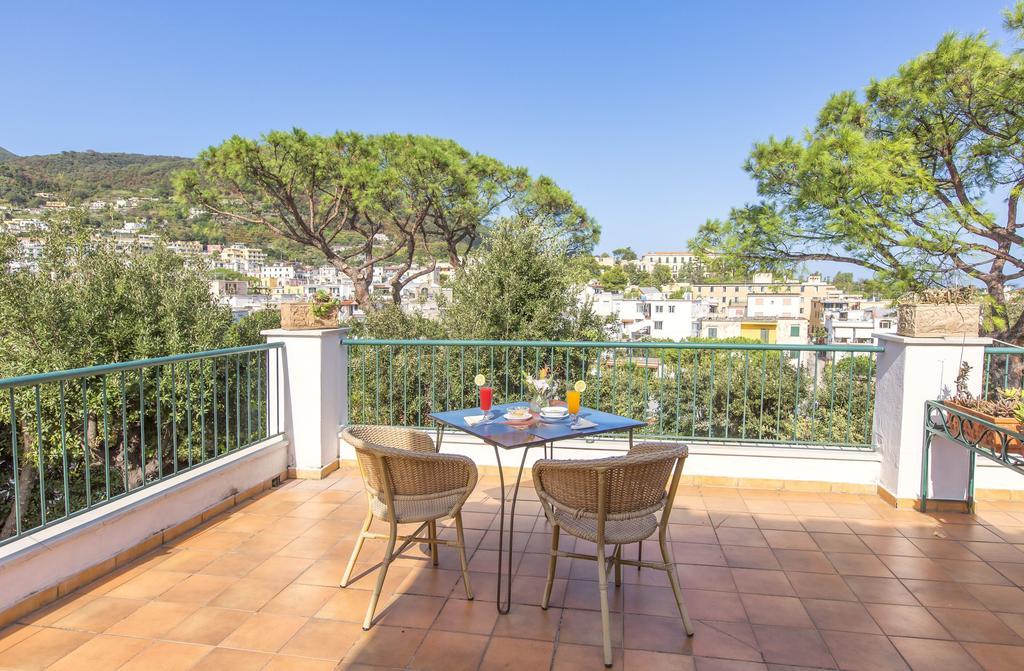 Hotel Vittoria Ίσκια Εξωτερικό φωτογραφία