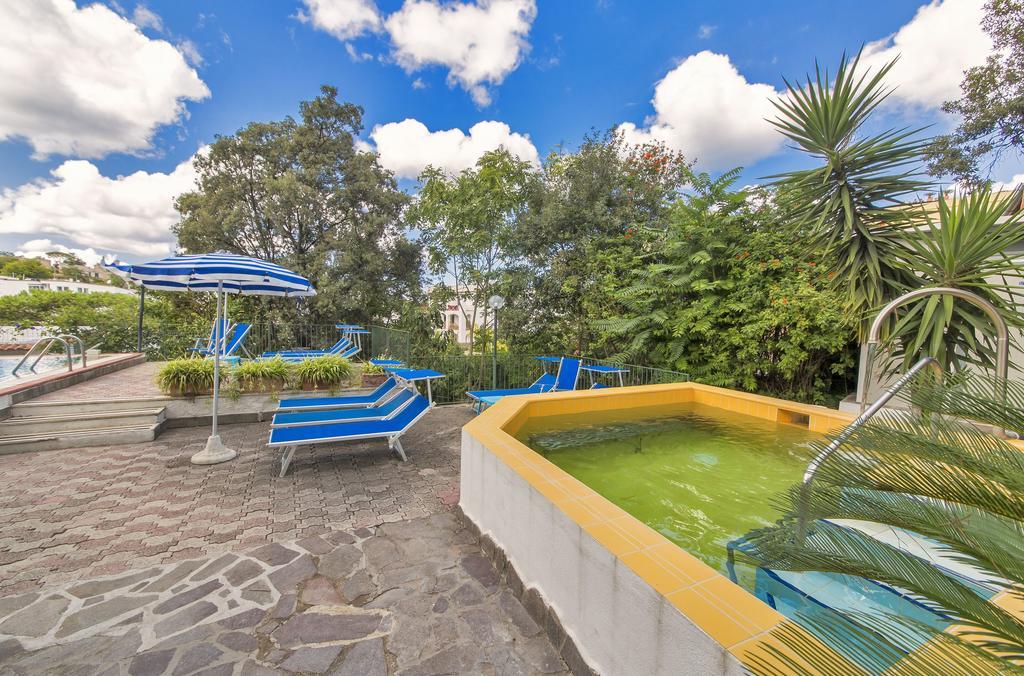 Hotel Vittoria Ίσκια Εξωτερικό φωτογραφία